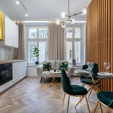 Golden Circles Апартаменты *